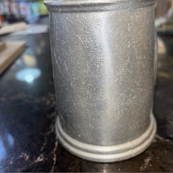 Germany Tankard  Beer Stein Medieval Raised  Heraldic Crest Pewter 5”H - Picture 4 of 7